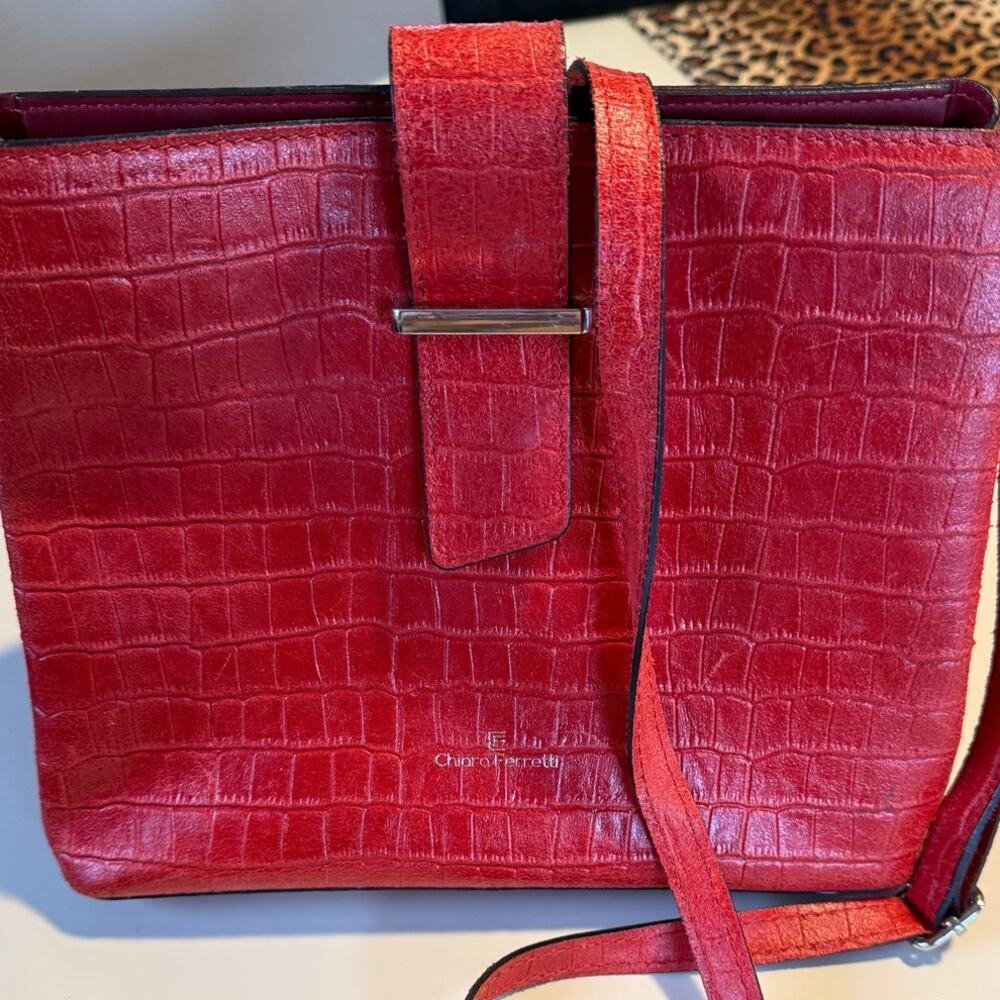 Chiara Ferreti Red Leather Made in Italy Shoulder Bag w/ Hand Strap